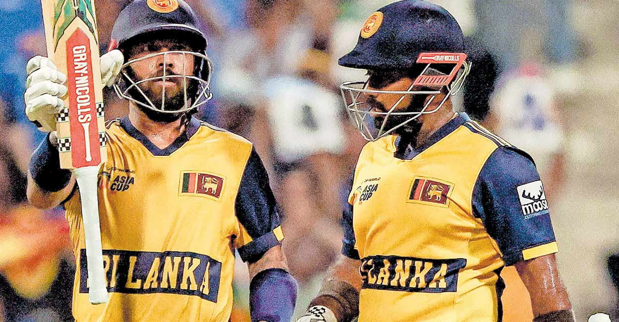 20–ാം ഓവറിൽ അഞ്ച് സിക്സ് അടിച്ചുകൂട്ടി മുഹമ്മദ് നബി, എന്നിട്ടും അഫ്ഗാൻ രക്ഷപെട്ടില്ല; ബംഗ്ലദേശിനെയും സൂപ്പർ ഫോറിലെത്തിച്ച് ശ്രീലങ്ക– വിഡിയോ